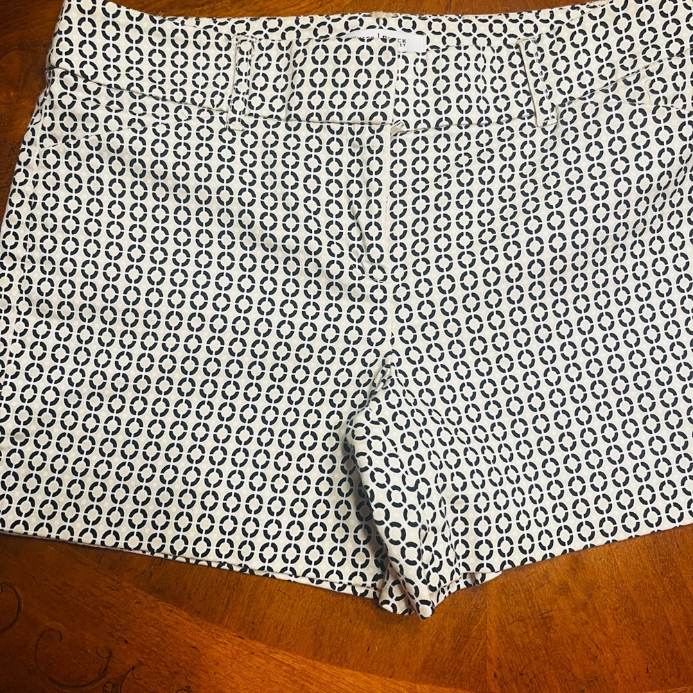The Loft Ann Taylor Shorts. Size 2